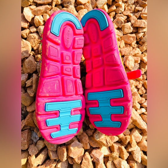 Stride Rites phibian sneakers Sanfals - Picture 8 of 9